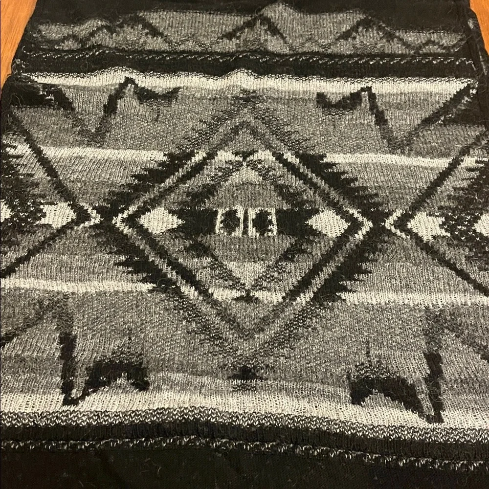 Polo Ralph Lauren Southwestern Beacon Aztec Scarf black gray
